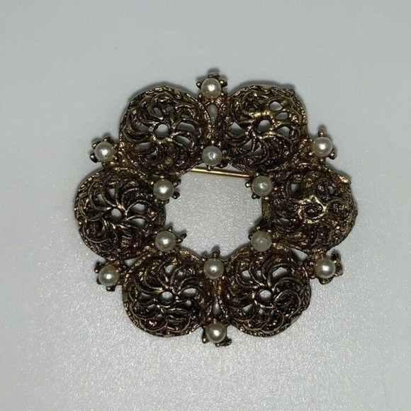 Vintage Brooch 1.5" Goldtone Aurora Rhinestone Floral - Picture 1 of 5